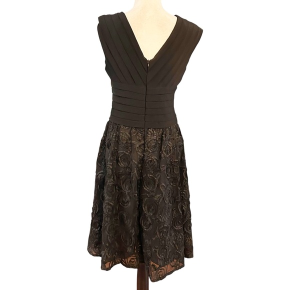 NWT Adrianna Papell Pleated Bodice Ribbon Rosette Cocktail Dress SZ 10 Black - Picture 5 of 7
